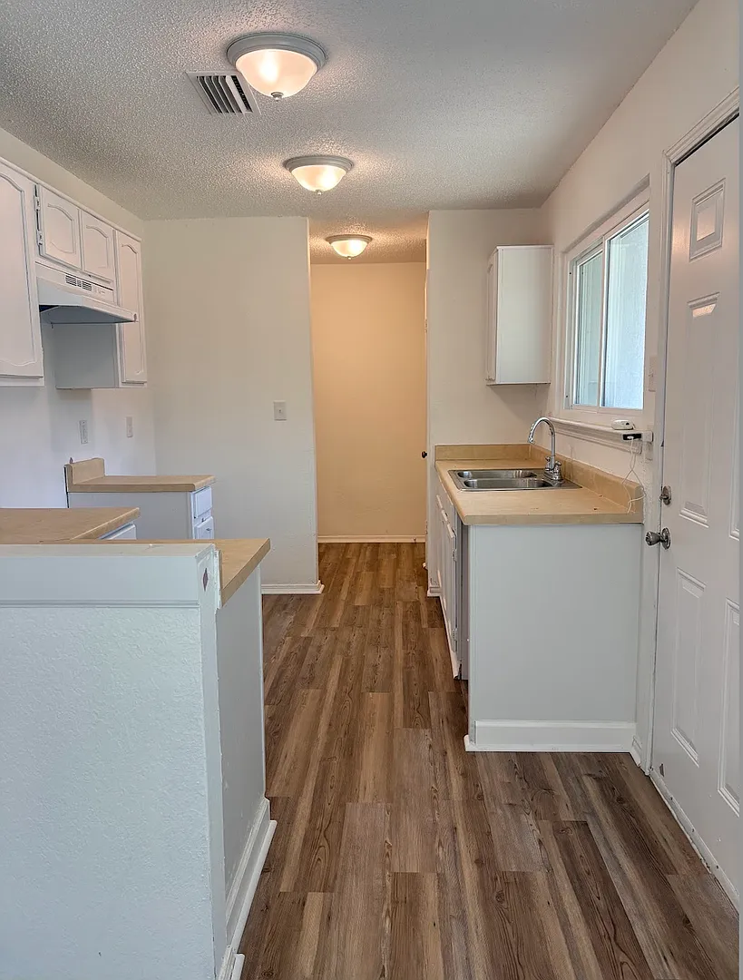 Carom Way, 939 — Photo 3