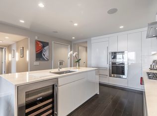 St.Regis Residences, Boston, MA 02210