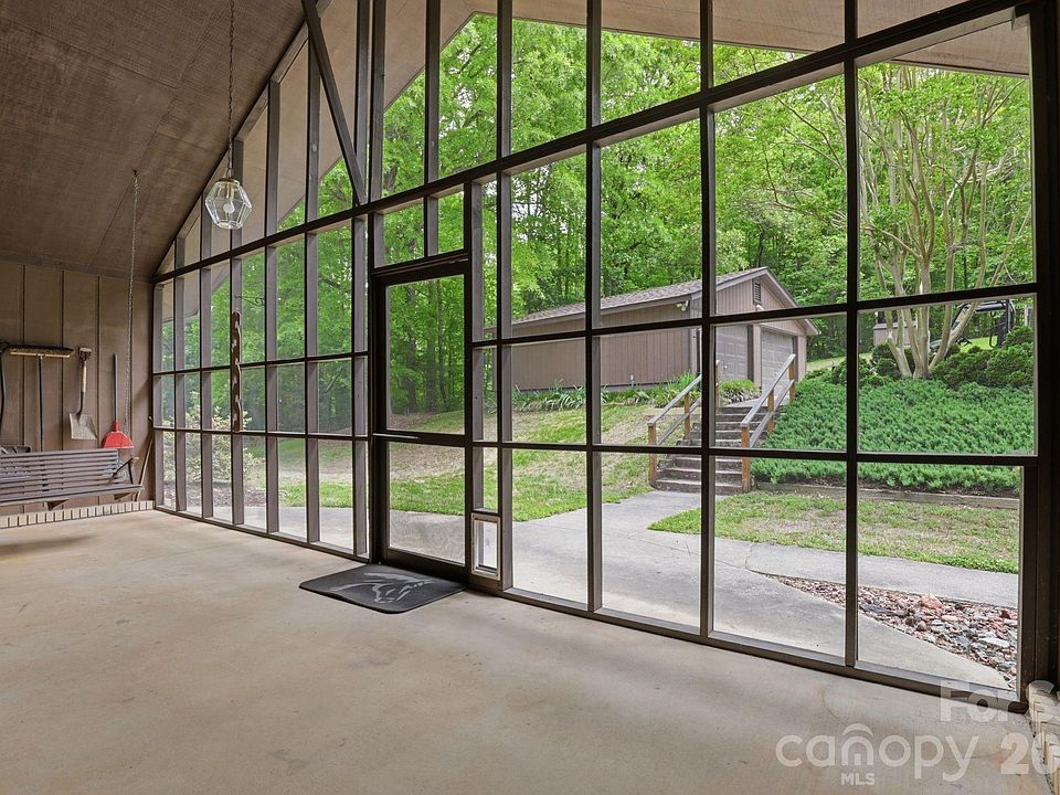 19th image of 855 Edmiston Rd