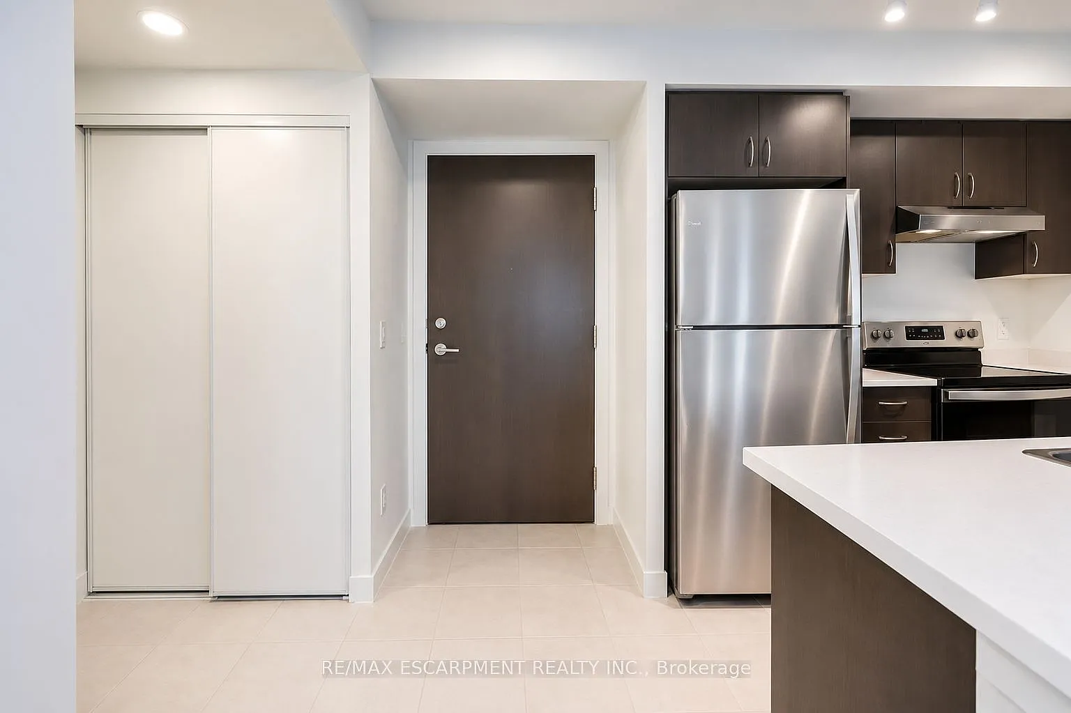 2 bed, $2,100 — Photo 4