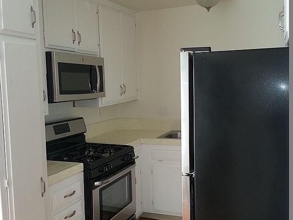 5th image of 4128 Wabash Ave APT 9