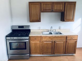 902 Idlewood Ave FL 1, Carnegie, PA 15106