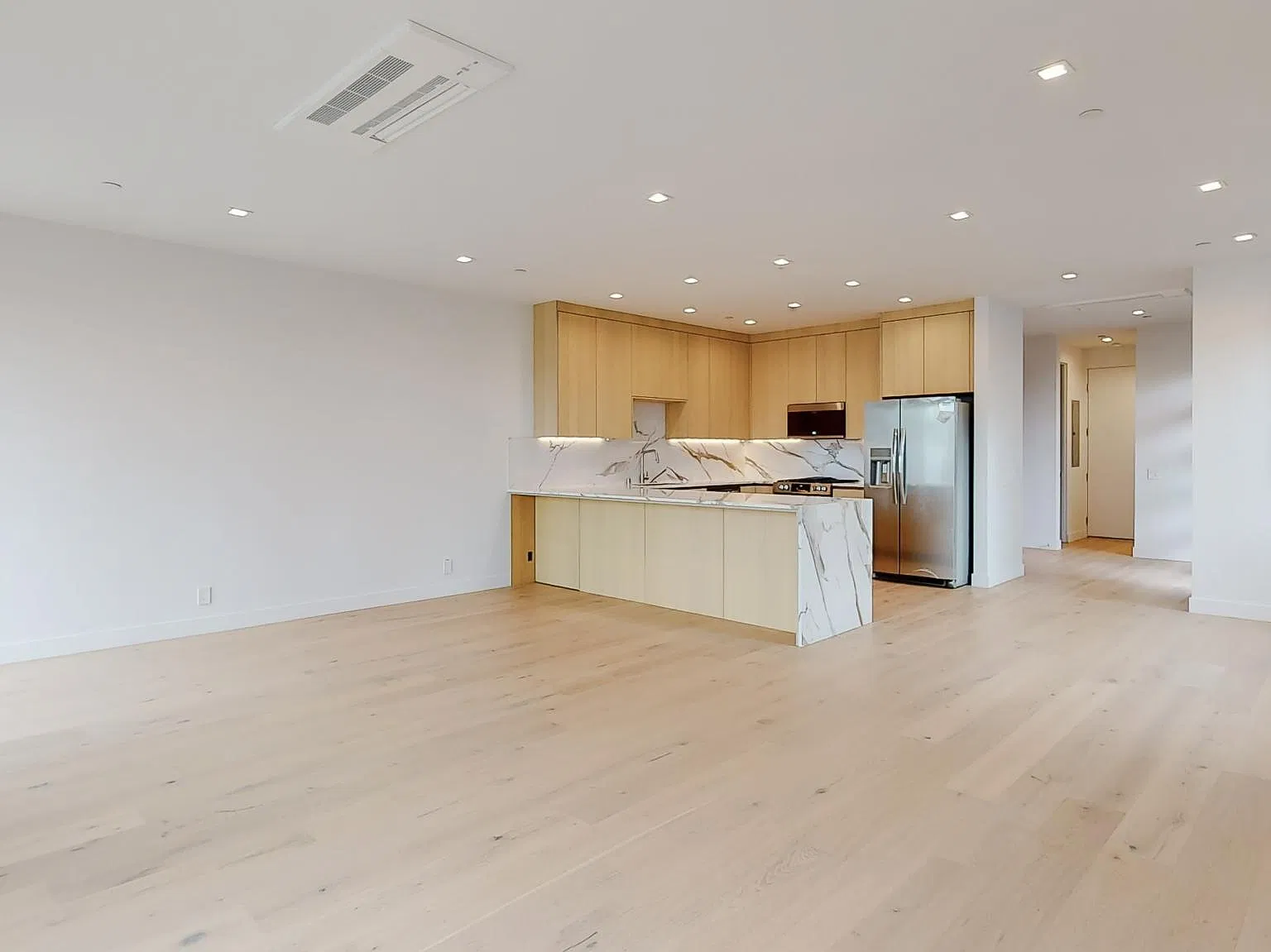 3 bed, 1942 sqft, $4,800 — Photo 1