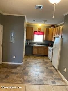 4th image of 108 SEVILLA Street