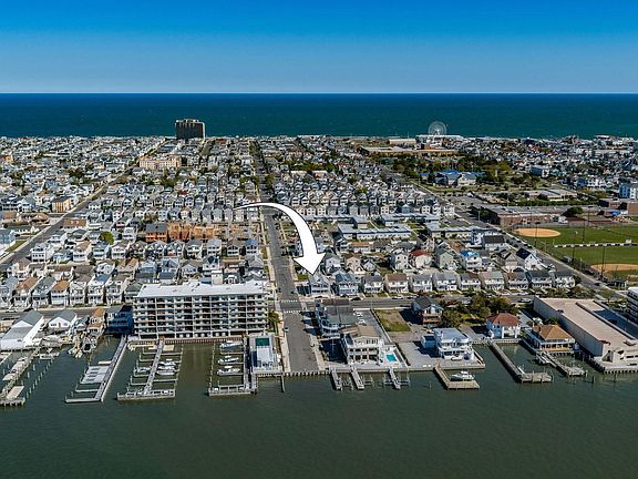 3rd image of 401 Bay Ave #N