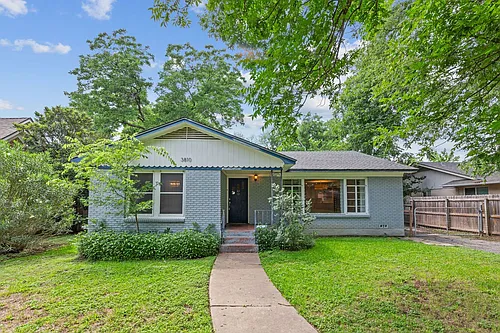 3810 Avenue H Photo 1