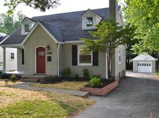 4027 Springhill Rd, Saint Matthews, KY 40207