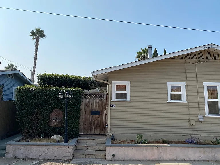 2885 Gunn St — Photo 1