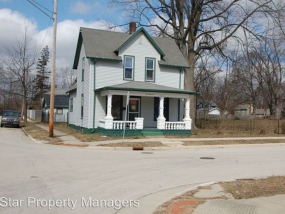 3rd image of 1000 North St