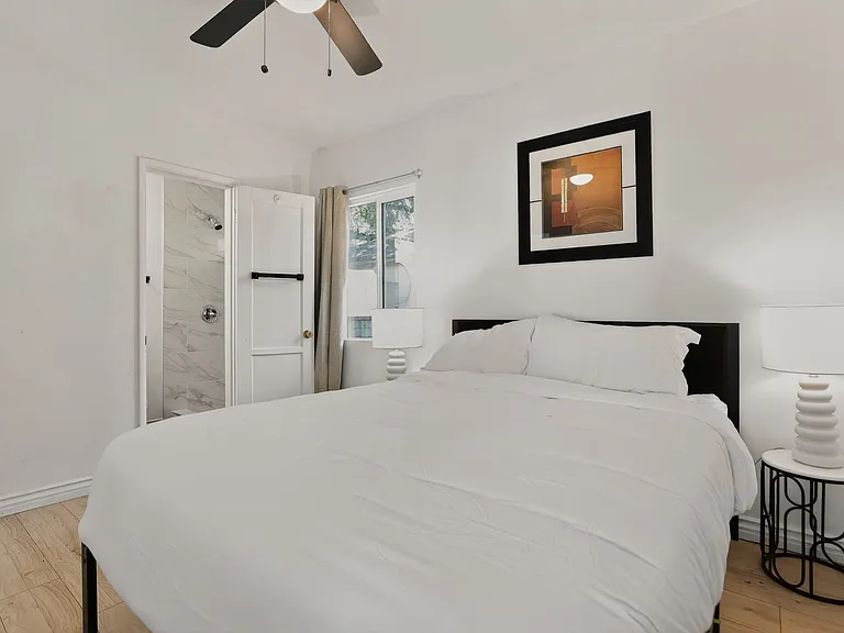 330 Eaton Dr #1 — Photo 9