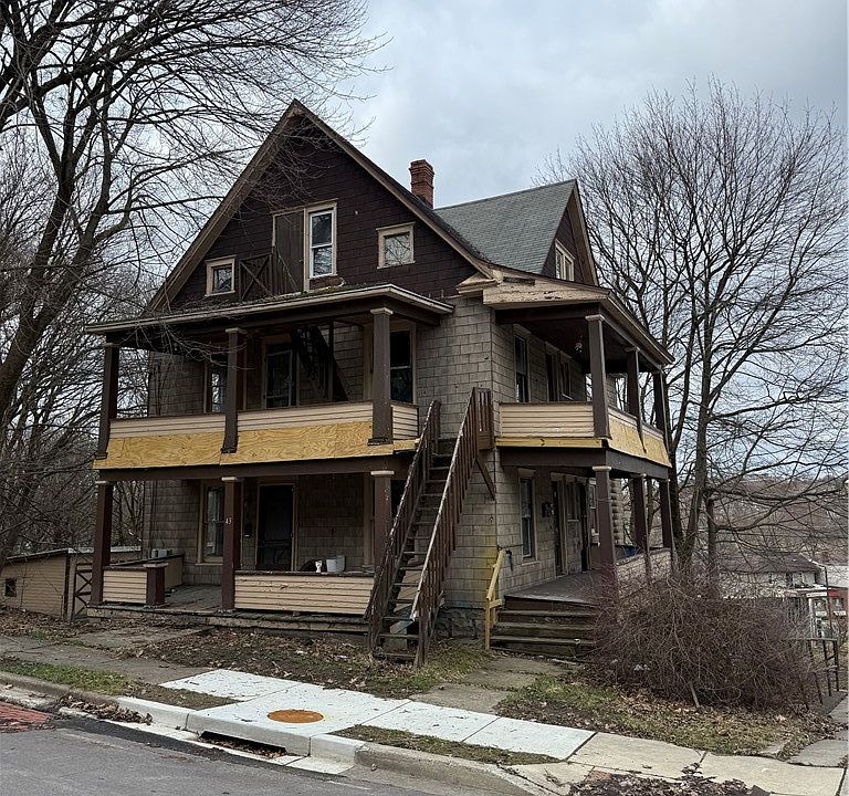 1st image of 43 Barrows St