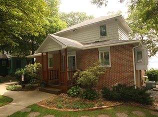 1917 Lake Shore Dr, Okoboji, IA 51355