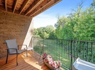 1887 Silver Bell Rd APT 206, Eagan, MN 55122