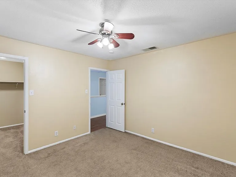 9911 Old Mesquite — Photo 15