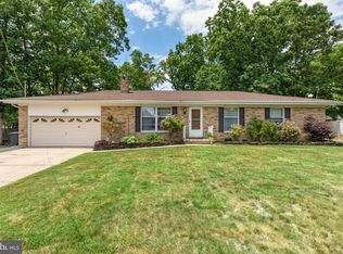 112 Crown Ct, Manahawkin, NJ 08050