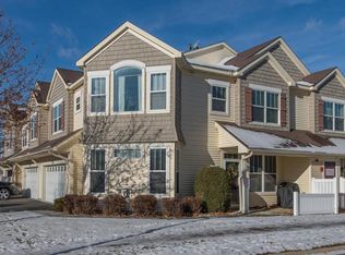 2188 Shamrock Pl, Chaska, MN 55318