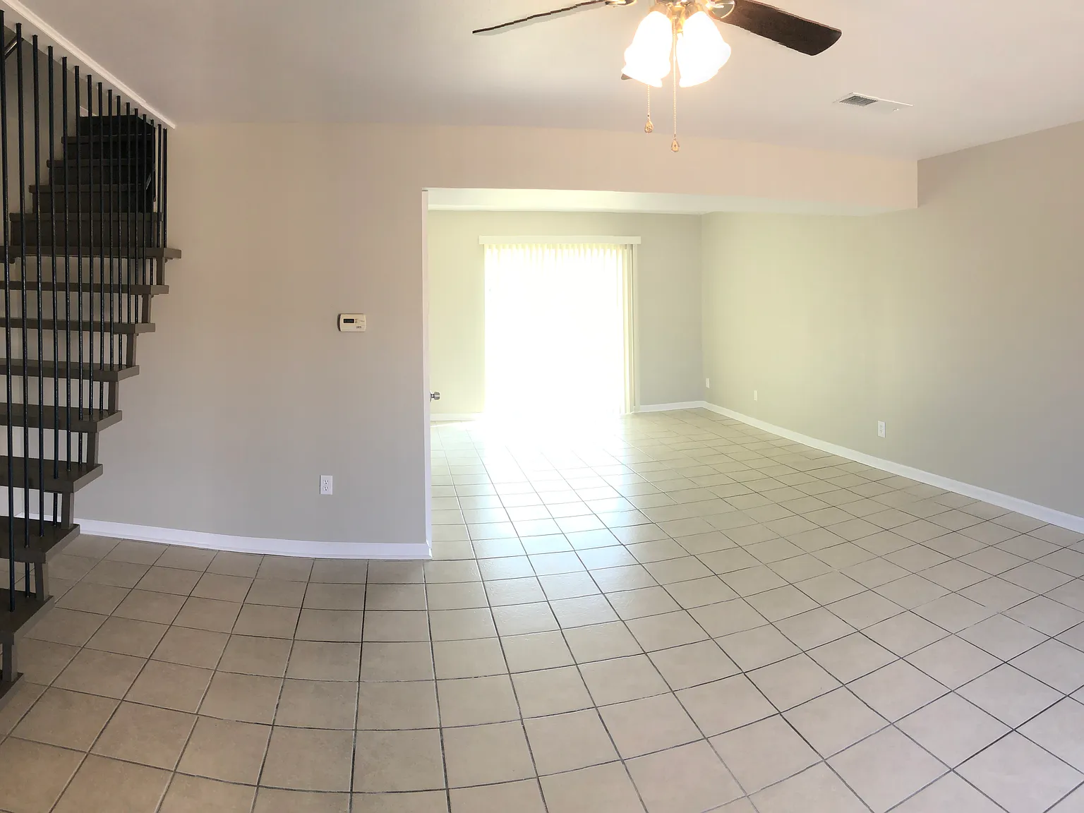 River Park Apartments — Photo 2