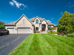 3704 Cypress Dr, Spring Grove, IL 60081