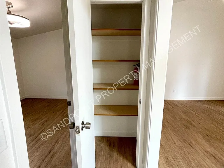 1608 Cedar St #1 — Photo 10