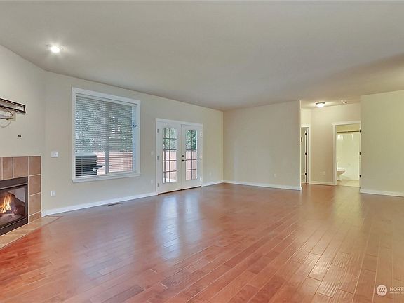 5th image of 10510 Interlaaken Dr SW