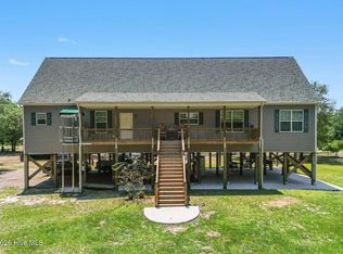 364 Murray Turner Farm Road, Burgaw, NC 28425