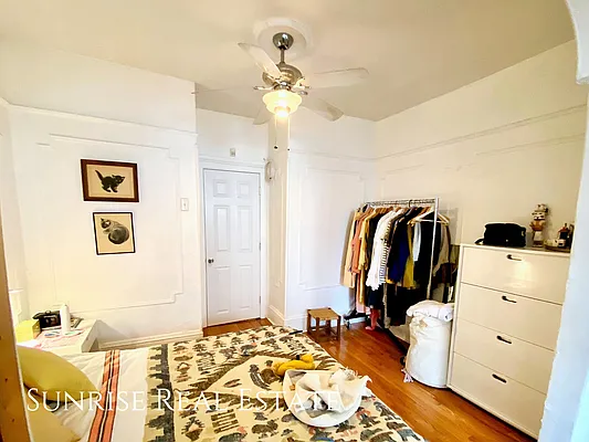 Rented by Sunrise Real Estate | media 38