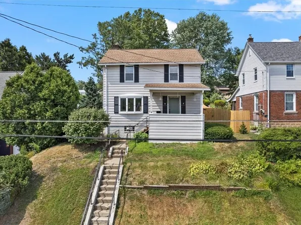 333 Shaw Ave, Springdale, PA 15144