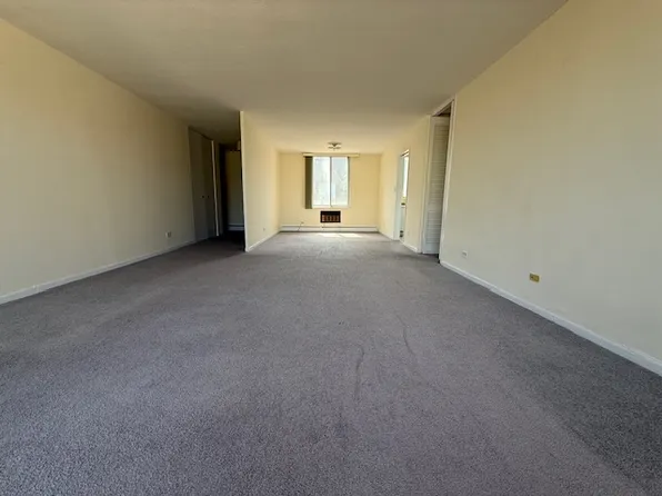 (undisclosed Address), Evanston, IL 60202