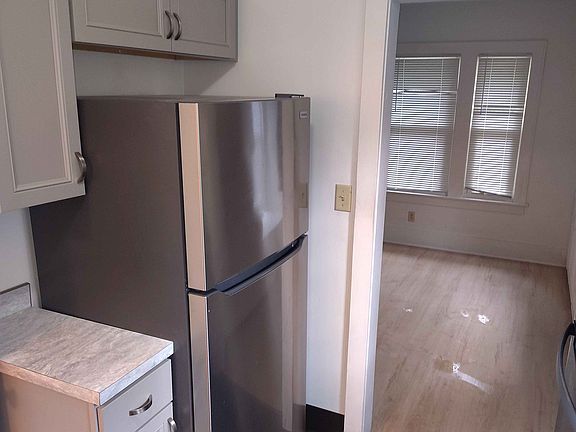 3rd image of 2307 Mackinaw St