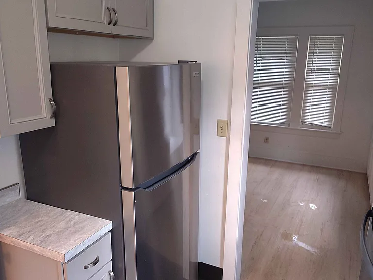 2307 Mackinaw St — Photo 3