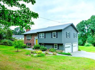 31 Locust Rd, Chelmsford, MA 01824