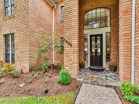 4th image of 1506 Kelliwood Oaks Dr