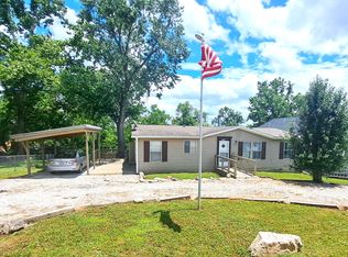 3184 Maple St, Hollister, MO 65672