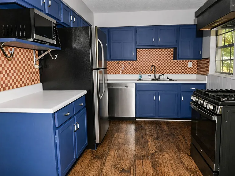 7451 Crill Ave — Photo 10