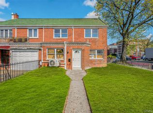 8459 Goldington Court, Middle Village, NY 11379