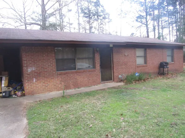 477 Nevada 8, Waldo, AR 71770