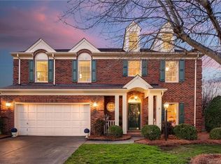 10517 Pullengreen Dr, Charlotte, NC 28277