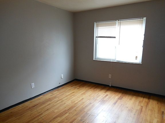 5th image of 7405 Michigan Ave APT 10