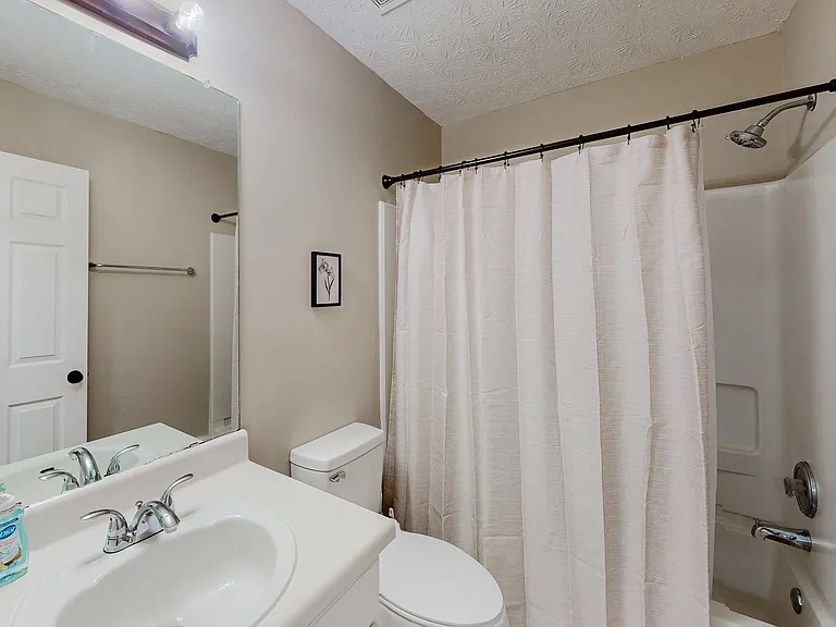 613 Pennybrook Ln — Photo 12