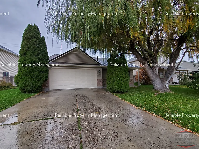 1213 N Cornerstone Dr — Photo 14