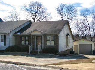 55 S Sussex Dr, Smithfield, NC 27577