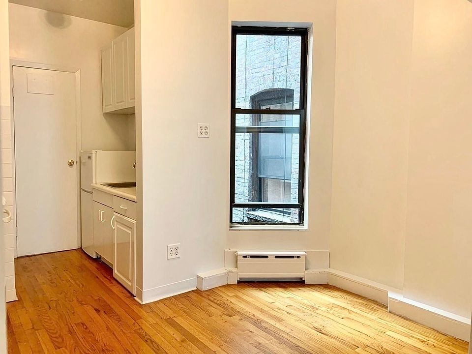 2nd image of 1372 York Ave #3J