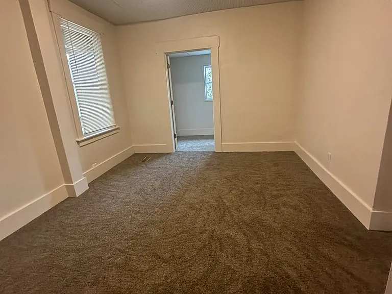 81 Main St #2 — Photo 3