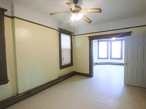 3rd image of 349 Bergen Ave