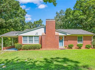 4905 Follansbee Rd, Winston Salem, NC 27127