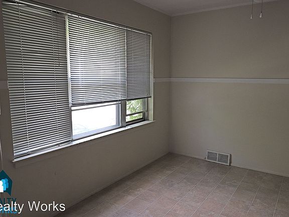 4th image of 1339 S 24th St