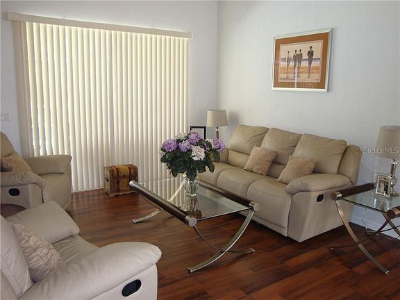 4th image of 3716 Gaviota Dr