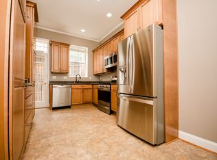 613 8th St NE, Washington, DC 20002