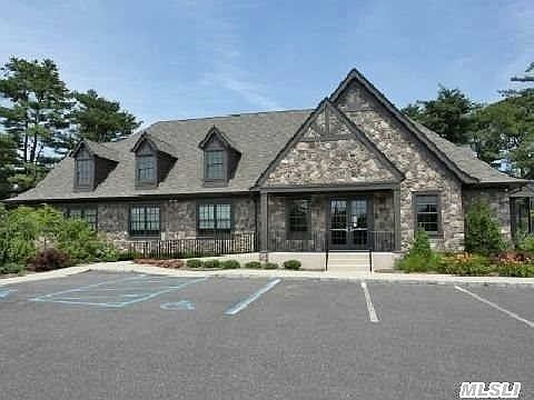 5th image of 3 Mansion Hill Dr