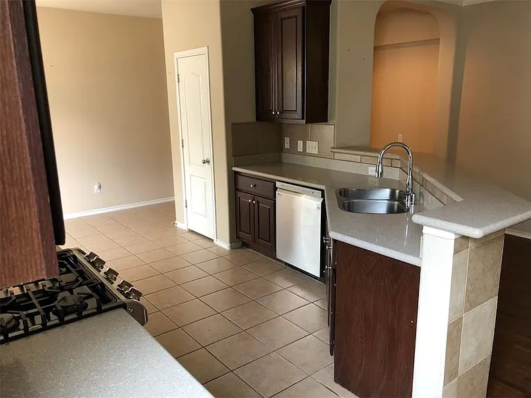 3748 Pine Needle Cir — Photo 50